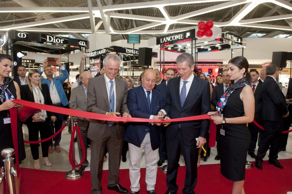 Η DUFRY εγκαινίασε τα Hellenic Duty Free Shops στο «Ελ. Βενιζέλος»