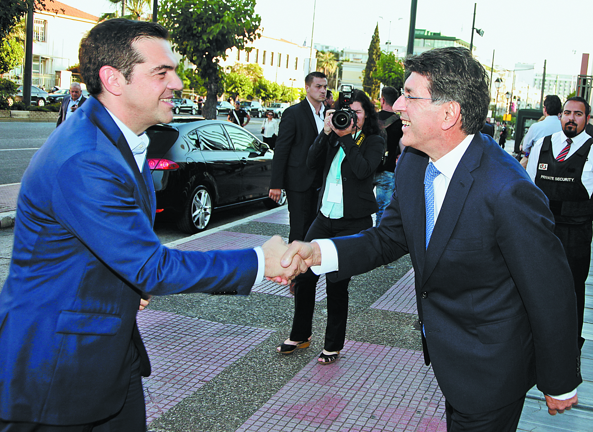 Δύο ξένοι στη συνέλευση του ΣΕΒ