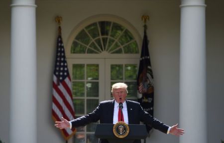 Χωριστές συνομιλίες με τέσσερις ηγέτες είχε ο Τραμπ για το κλίμα