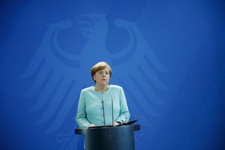 Μέρκελ: Μας ενώνει η φρίκη και το πένθος