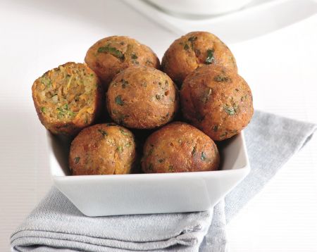 Κολοκυθοκεφτέδες με ταλαγάνι και σος γιαουρτιού