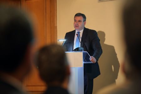 ΙΟΒΕ: Σε τροχιά ανάκαμψης η ελληνική οικονομία