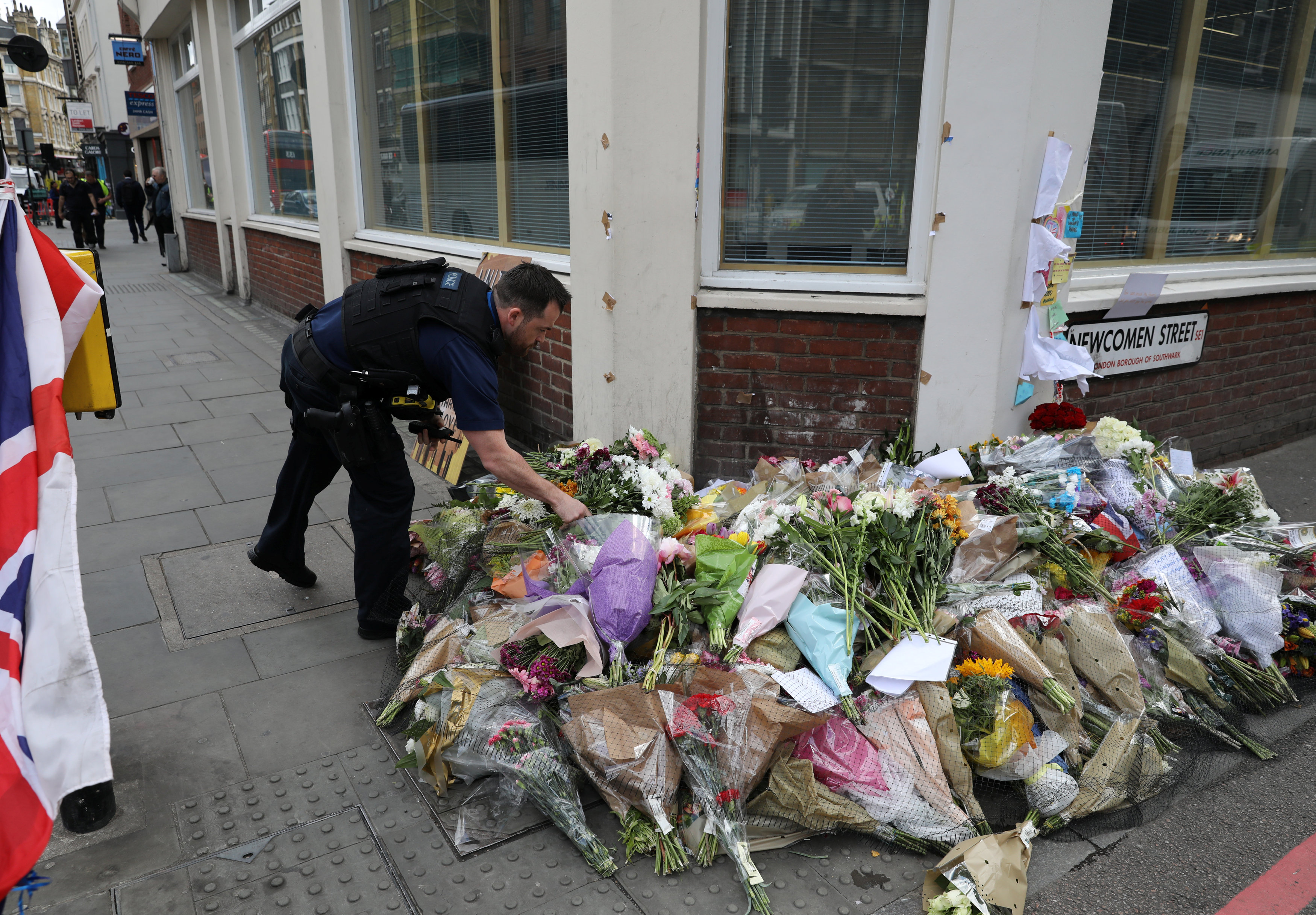 Οκτώ τα θύματα της επίθεσης στο Λονδίνο, βρέθηκε σορός γάλλου τουρίστα