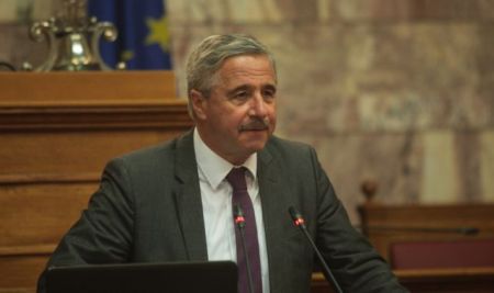 Μανιάτης: Τώρα είναι η ώρα για νέο κόμμα της Προοδευτικής Παράταξης