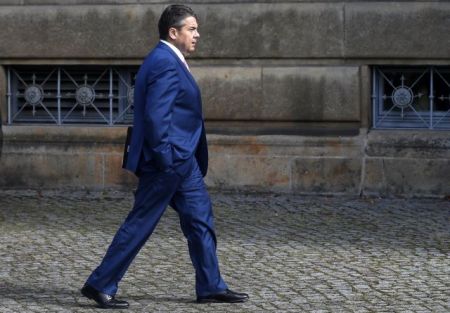 Βερολίνο: Αποδοκιμάστηκε η θέση της Μέι για σκληρό Brexit