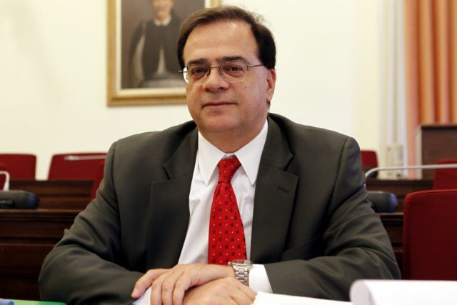 Αθώος ο Γκίκας Χαρδούβελης για την παράλειψη υποβολής πόθεν έσχες