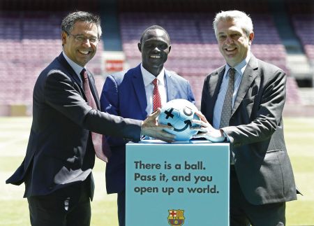 Το ίδρυμα Σταύρος Νιάρχος και η  Μπαρτσελόνα για τα παιδιά – πρόσφυγες