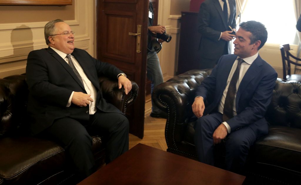 Πρώτη συνάντηση του ΥΠΕΞ Σκοπίων Νικολά Ντιμιτρόφ με τον Κοτζιά