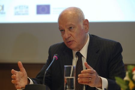 Παπαδημητρίου: Μισό εκατομμύριο νέες θέσεις εργασίας την επόμενη τετραετία