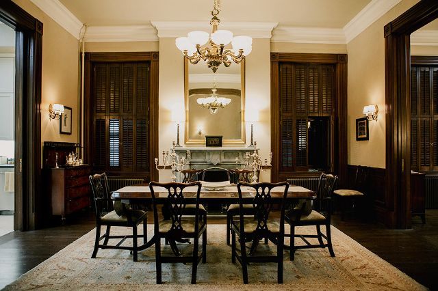 Πωλείται το σπίτι των Άντεργουντ