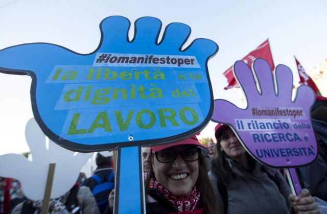 Οι νοικοκυρές «κοστίζουν» 5,8 τρισ. δολάρια ετησίως