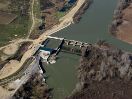 Διέξοδος της ΔΕΗ σε διαχείριση απορριμμάτων και εμπορία ύδατος