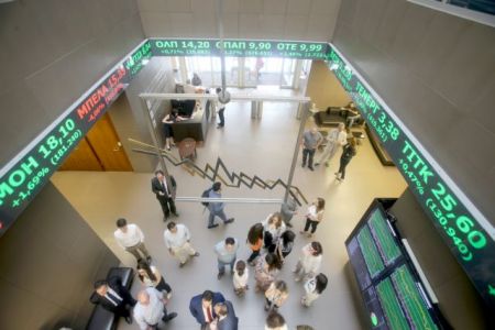 Χάνουν τον ύπνο τους οι τραπεζίτες με τα εταιρικά ομόλογα