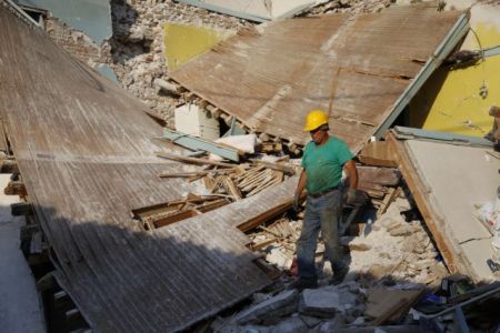 Ακατοίκητα 1.115 κτίρια στη Λέσβο