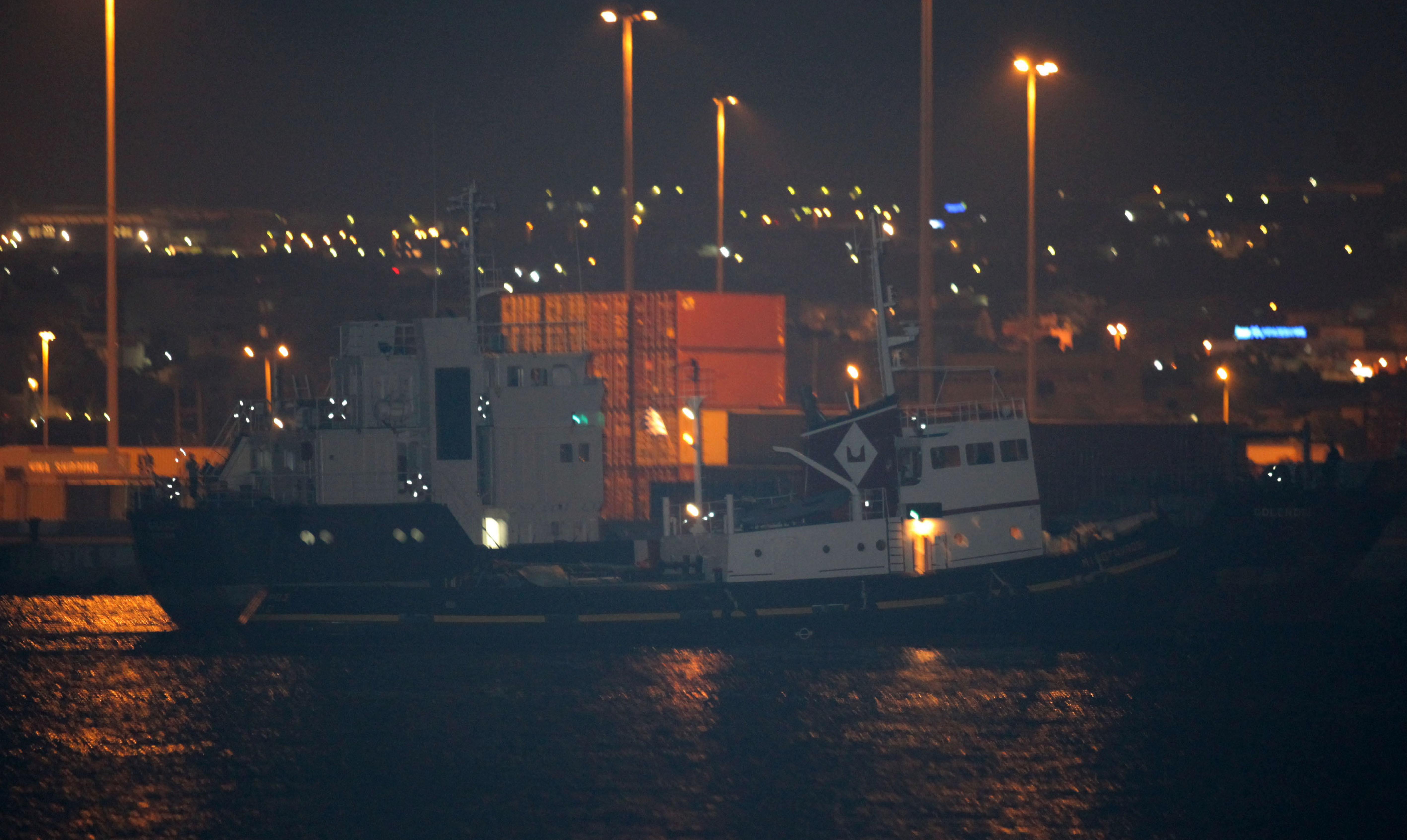 Πάνω από 1,5 εκατ. λαθραία τσιγάρα εντοπίστηκαν στο φορτηγό πλοίο «GOLENDRI»