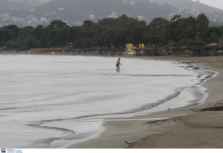 Η «Μέδουσα» φεύγει, το καλοκαίρι επανακάμπτει