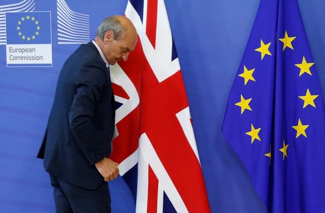 ΕΕ σε Βρετανία: Βελτιώστε την πρόταση για τους υπηκόους μας ή ξεχάστε τη συμφωνία