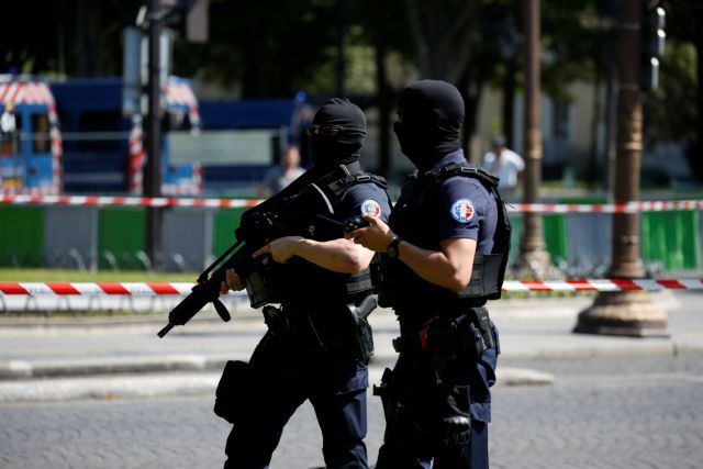 Παρίσι: Πίστη στο ΙΚ είχε ορκιστεί ο δράστης της επίθεσης στα Ηλύσια Πεδία