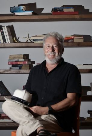 Εκτορ Αμπάδ Φασιολίνσε: Η αδικία εξόργιζε τον πατέρα μου