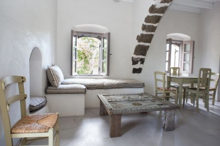 Διακοπές στη Νίσυρο με το ΒΗΜΑ 99,5