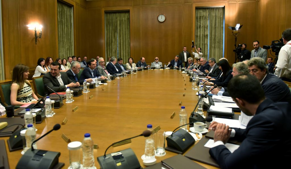 Δημοσκόπηση: Δεν πείθονται οι πολίτες για επιτυχία του Eurogroup