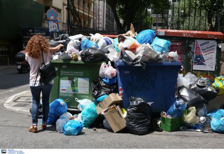 Τα πρώτα βουνά από σκουπίδια – Κλιμάκωση κινητοποιήσεων ΠΟΕ-ΟΤΑ