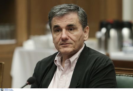 Τσακαλώτος:  Δυνατή η πρόσβαση στις αγορές με ή χωρίς QE