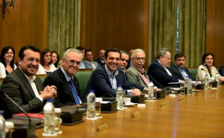 Με υπουργούς-βαρίδια δεν πάμε πουθενά…