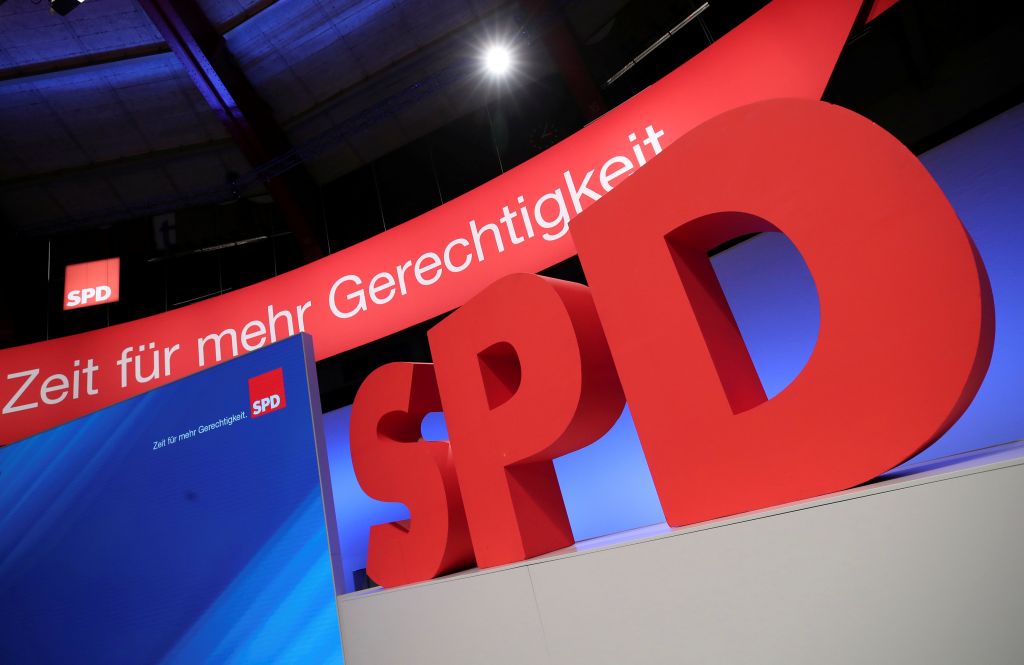 Συνέδριο SPD με τον υποψήφιο καγκελάριο Σουλτς να ψάχνει την ανάκαμψη