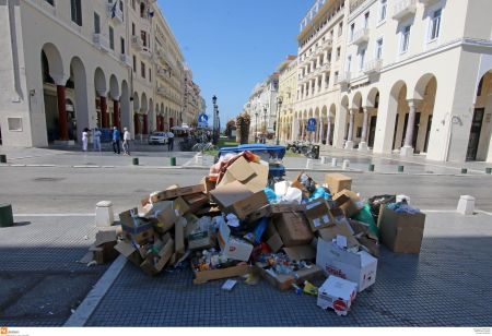 Συμφωνία Μπουτάρη – συμβασιούχων για την αποκομιδή των σκουπιδιών