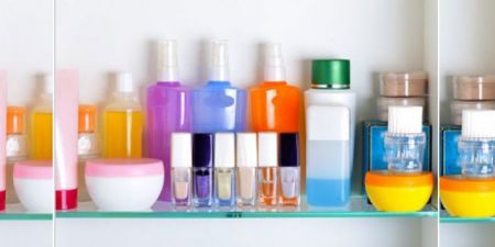 Πυκνώνουν οι καταγγελίες για σοβαρές παρενέργειες καλλυντικών προϊόντων