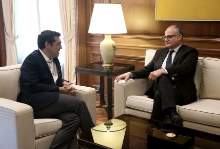 Τσίπρας: Είμαστε πολύ κοντά στην έξοδο στις αγορές