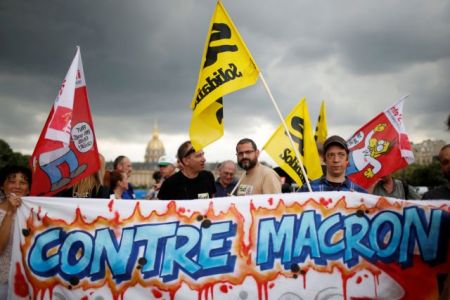Γιατί ο Εμανουέλ Μακρόν δεν φοβάται τα συνδικάτα