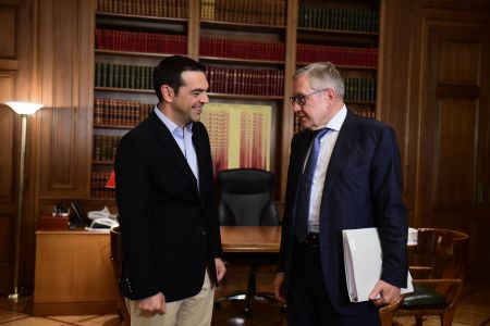 Regling: Strict post-bailout supervision, more so if debt restructured