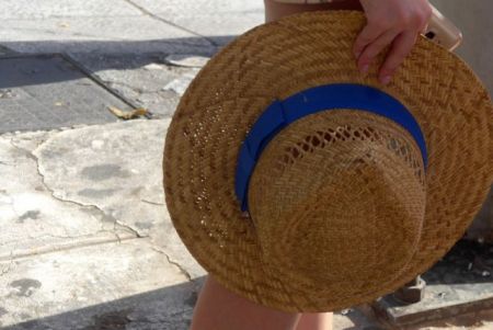 Καιρός: Προβλέψεις για χιόνια στα βόρεια και καύσωνα στα νότια