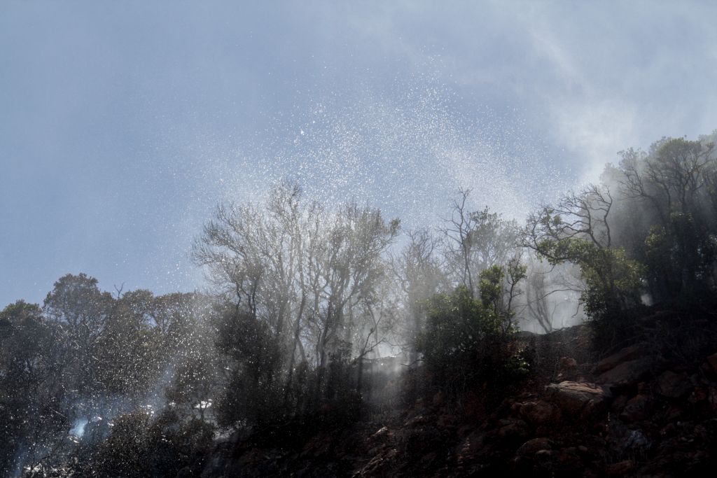 Πύρινα μέτωπα σε Αχαΐα και Μέγαρα
