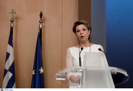 Γεροβασίλη: Τελεσίγραφο για την αξιολόγηση δημοσίων υπαλλήλων