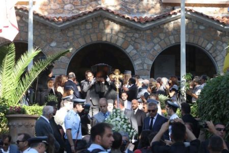 Το τελευταίο «αντίο» στον Μίνωα Κυριακού