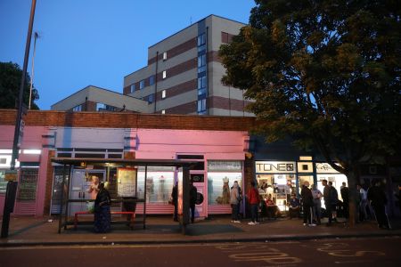 Λονδίνο: Πέντε επίθεσεις με οξύ σε μία νύχτα – Συνελήφθη 16χρονος