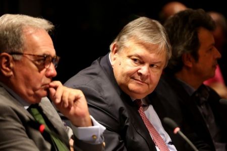 Βενιζέλος: Δεν πρέπει να εμπλακούμε στη ρευστή πολιτική κατάσταση της Τουρκίας