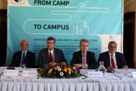 Υποτροφίες σε πρόσφυγες από τα αμερικανικά κολέγια στην Ελλάδα