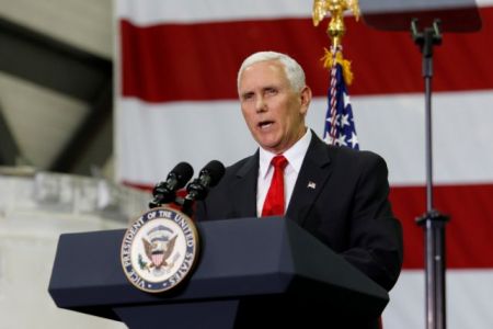 Ο Αμερικανός αντιπρόεδρος καλεί τον Τσίπρα να επισκεφθεί τις ΗΠΑ