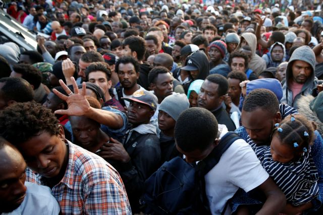 Μέτρα για να μην επαναληφθεί η μεταναστευτική κρίση του 2015 ζήτησε ο Σουλτς