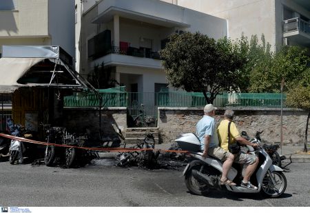 Επίθεση με μολότοφ κατά του Αστυνομικού Τμήματος Ζωγράφου