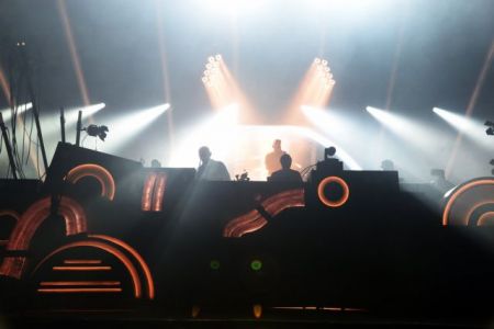 Γαλλία: Τραγουδίστρια πεθαίνει πάνω στη σκηνή