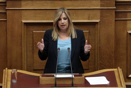 Υπάρχει πρόβλημα Δημοκρατίας, λέει η Φ.Γεννηματά στην επέτειο της 24ης Ιουλίου