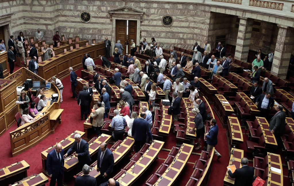 Βουλή: Αναβλήθηκε η συζήτηση για Noor 1 και Καμμένο
