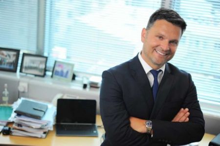 Η Philip Morris «τελειώνει» τα συμβατικά τσιγάρα