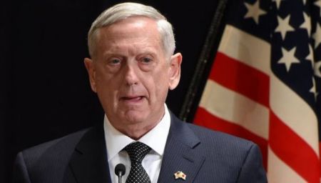 Ο αμερικανός υπ. Άμυνας επισκέπτεται τα Σκόπια ενόψει δημοψηφίσματος και καταγγέλλει τη Ρωσία για παρέμβαση