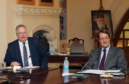 Συνάντηση Αναστασιάδη – Κοτζιά στην Κύπρο
